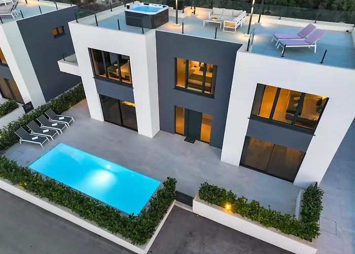 Villa Magic Sky Ii *